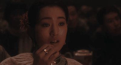 巩俐：被认为是东方女人代表的中国女性象征