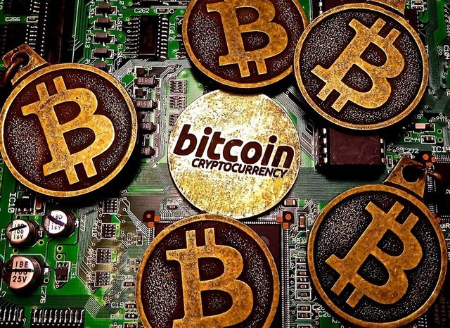 2024年比特币与传统金融融合趋势：技术革新推动数字货币与金融体系深度结合