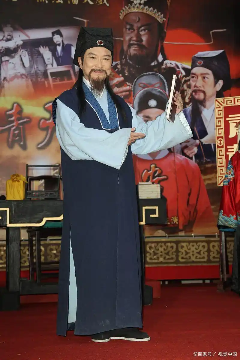 领导智慧向外影响员工_包青天的智慧与社会影响_智慧城市对生活的影响