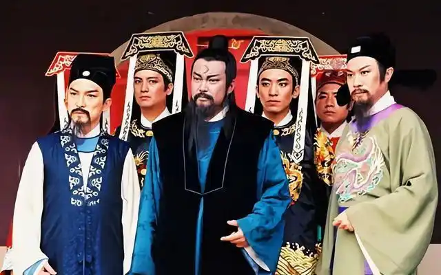 领导智慧向外影响员工_包青天的智慧与社会影响_智慧社会与信息社会