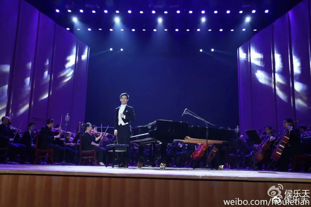 吴樾的音乐作品与风格探索_探索风格作品音乐吴樾在线听_莫扎特作品的音乐风格