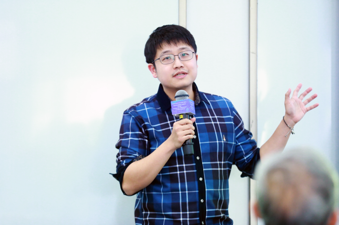 如何使用心理分析选择数字货币_货币分析说_货币分析理论公式