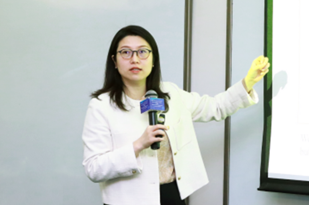如何使用心理分析选择数字货币_货币分析理论公式_货币分析说