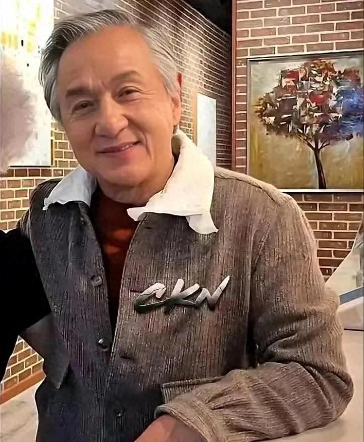 成龙精彩视频_成龙经典视频_成龙的经典片段回顾