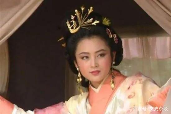 貂蝉文学体现故事中的人物_貂蝉的故事在文学中的体现_分析貂蝉这个人物
