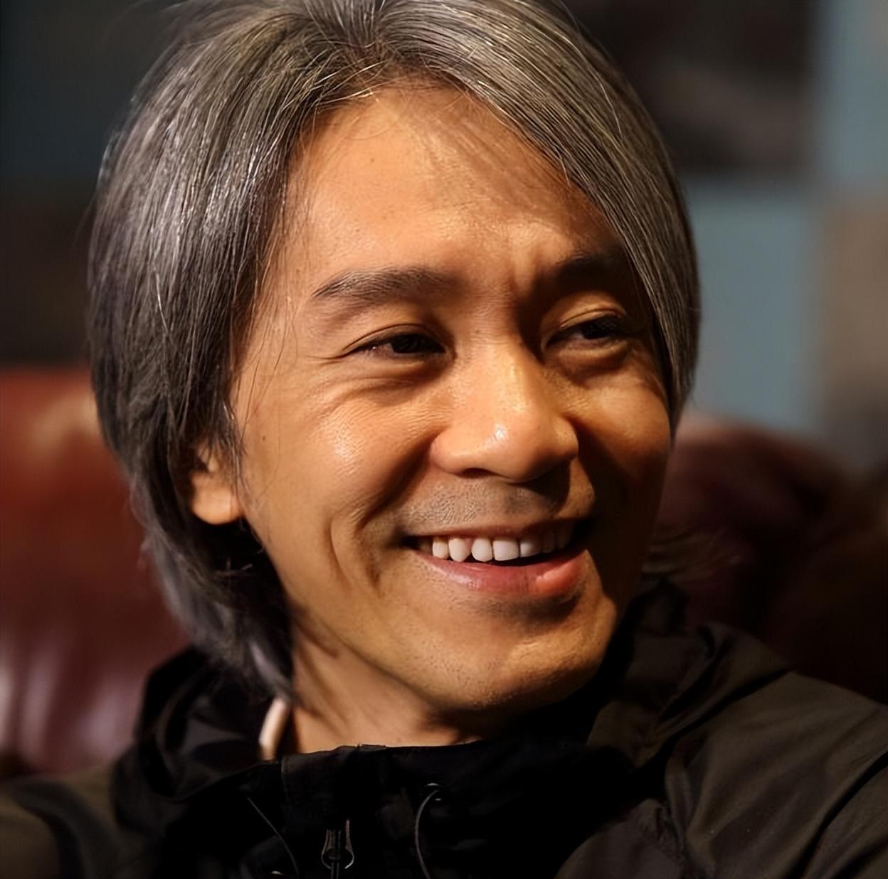 周星驰成长经历_周星驰的成长故事_周星驰的成长故事与职业历程
