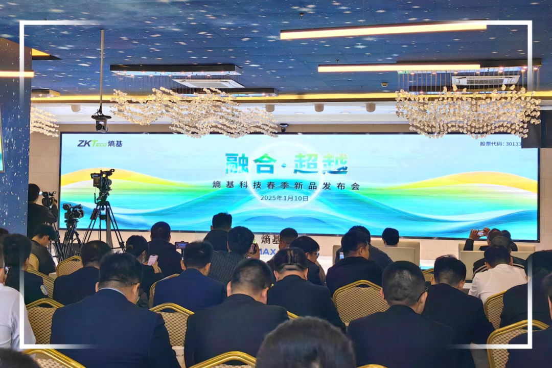 便捷平台_便捷与便携_便捷搭配：最新手机系统与智能设备的融合