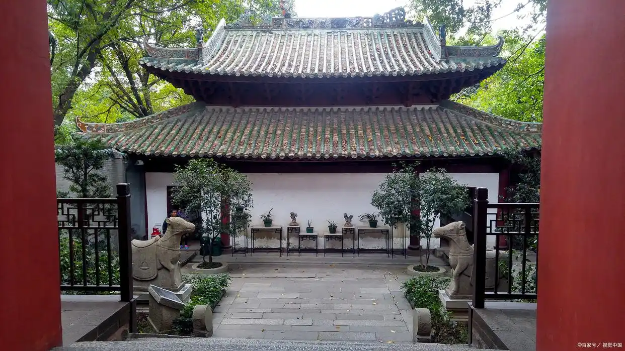 诸葛亮之墓挖掘_诸葛亮的墓地与历史遗迹_诸葛之墓