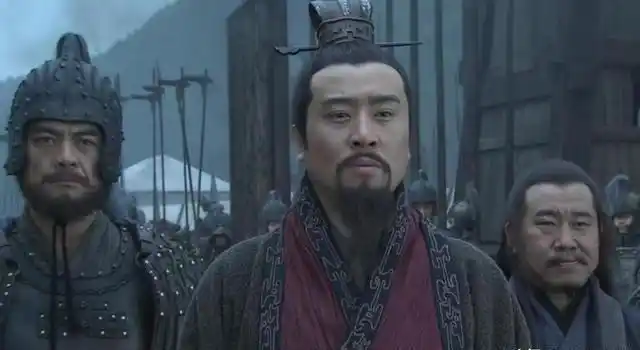 黄忠赤壁之战_黄忠在赤壁之战中的表现_黄忠在赤壁之战扮演什么角色
