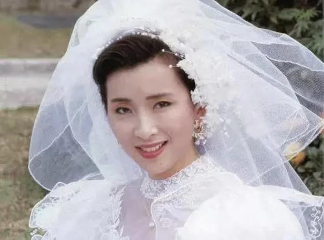 张敏与明星生活的另一面_张敏与明星生活的另一面_张敏与明星生活的另一面