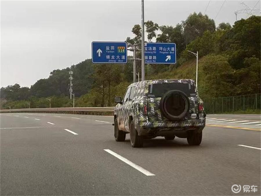 小米汽车价格定位_续航与加速：小米汽车的市场定位_小米车载定位器