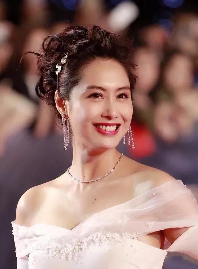 香港关之琳的电影_港片辉煌_关之琳与香港电影的辉煌年代