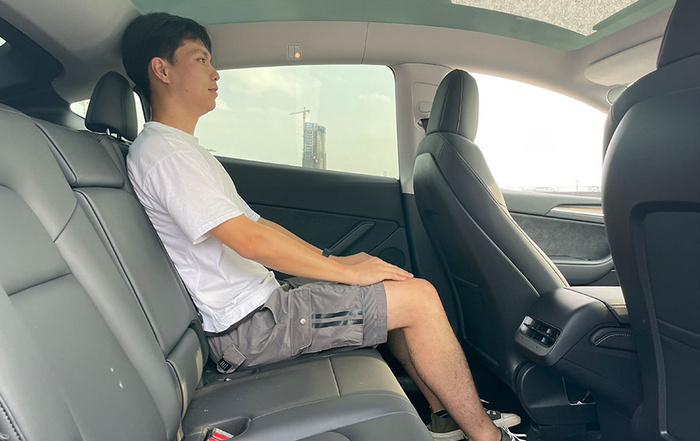 特斯拉导航详细播报_特斯拉Model Y的导航与信息娱乐系统_特斯拉导航最新版本
