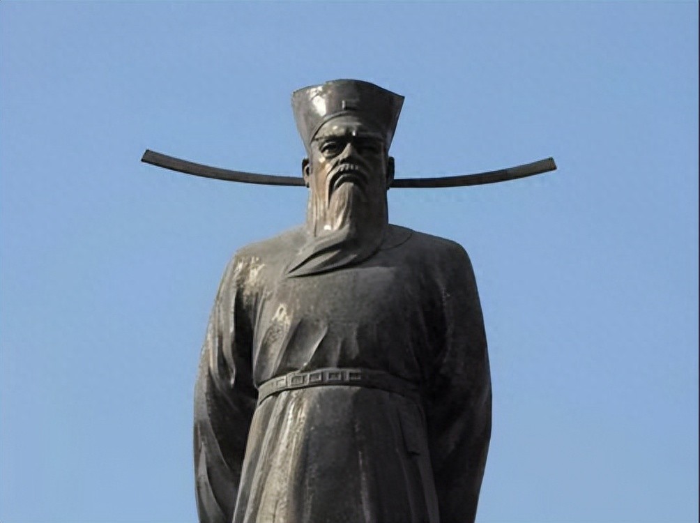 探索真实包拯：从历史角度揭秘包青天的清正品格与家世渊源