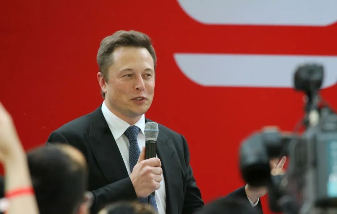 华为智能汽车战略_华为智能汽车业务爆发在即_华为在智能汽车领域的布局与展望