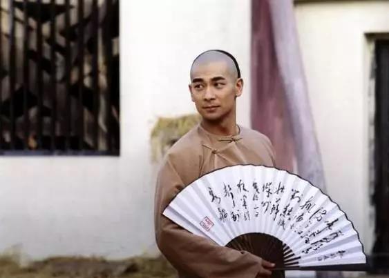 武术冠军赵文卓_武术生涯成就赵文卓视频_赵文卓的武术生涯与成就