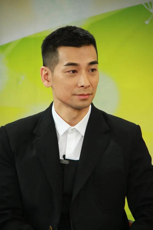赵文卓的训练历程与武术哲学_赵文卓全国武术比赛视频_赵文卓武术协会